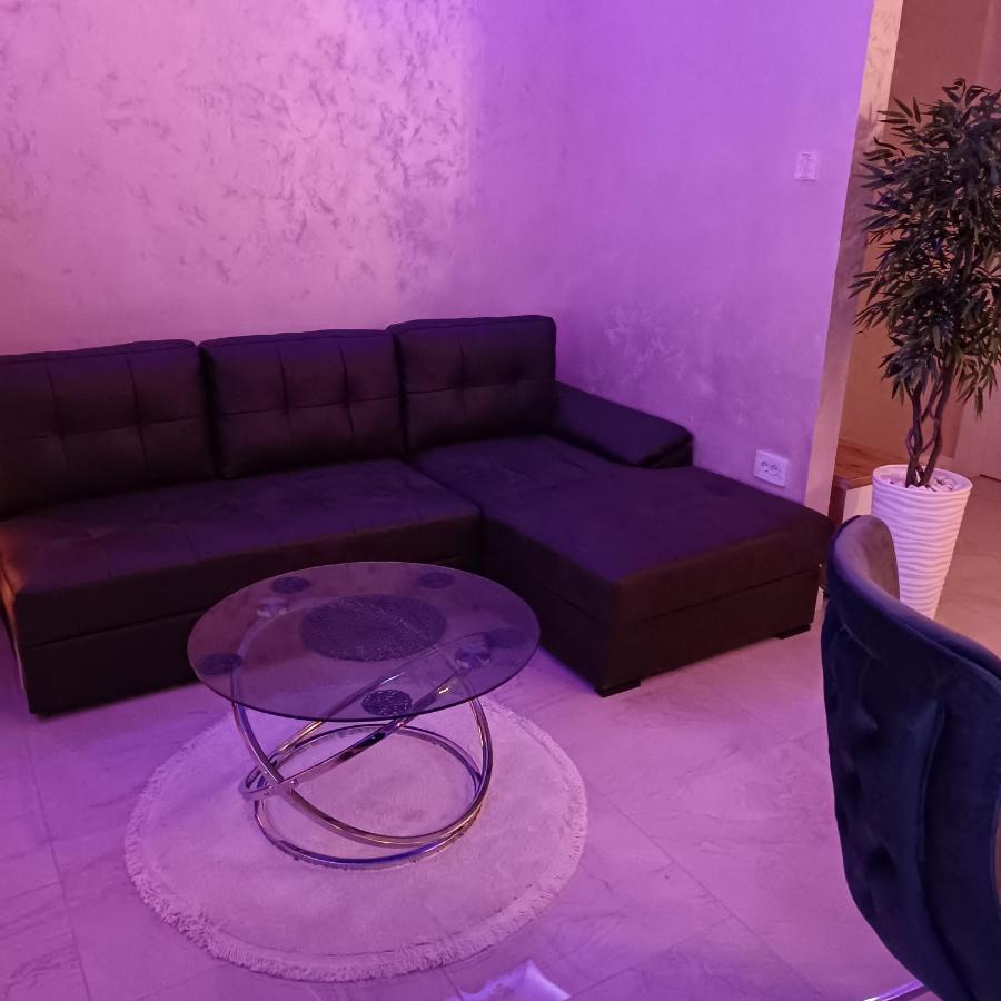Rb Apartment 3 Lux Smart House Subotica Buitenkant foto