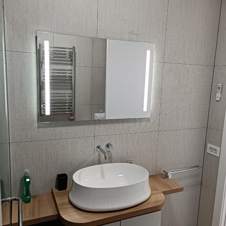 Rb Apartment 3 Lux Smart House Subotica Buitenkant foto