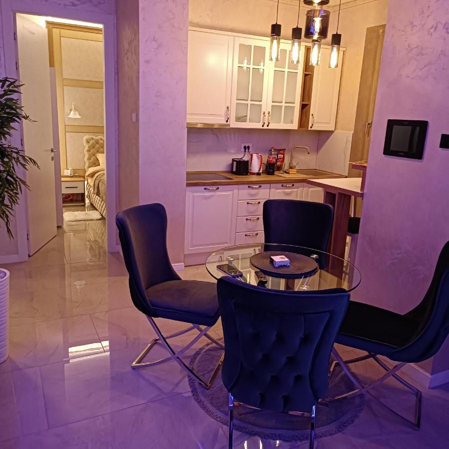 Rb Apartment 3 Lux Smart House Subotica Buitenkant foto