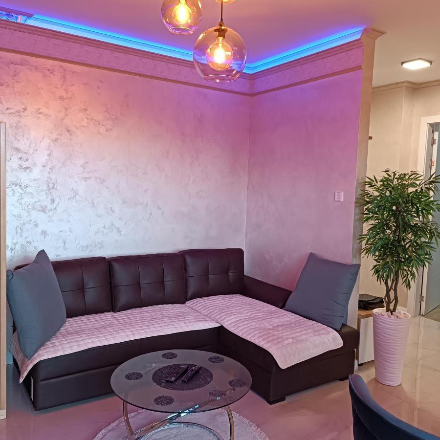 Rb Apartment 3 Lux Smart House Subotica Buitenkant foto